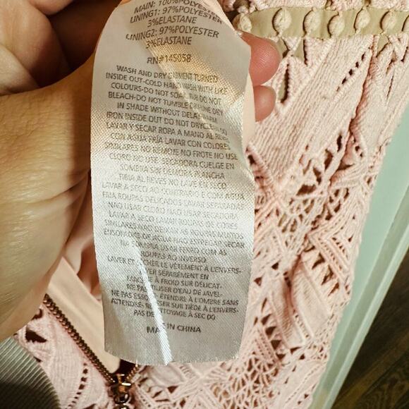 STYLESTALKER Pink Lace Cutout Zipper Exposed Back Midi Dress Size Small - Picture 9 of 10